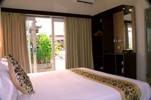 Losari Sunset Hotel