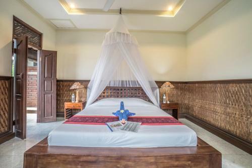 Hostal Three Dewi's Guest House