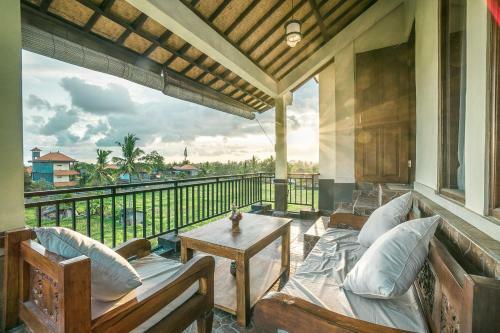 Hostal Three Dewi's Guest House