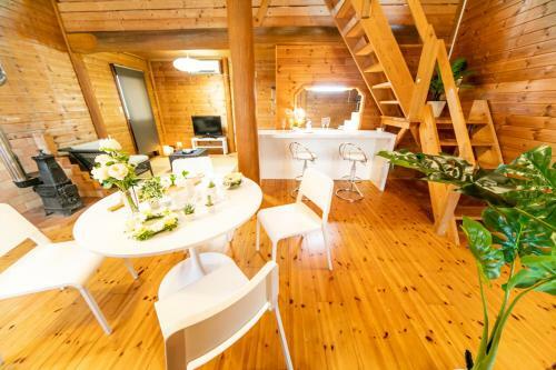 Awaji Seaside Log House
