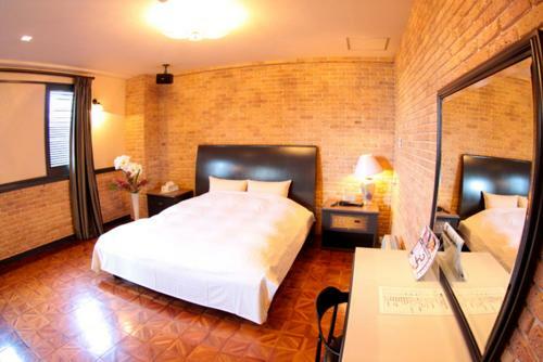 Hotel Renelalique (Adult Only)
