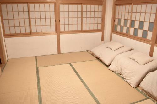 Hostal Mingle-minocamo-