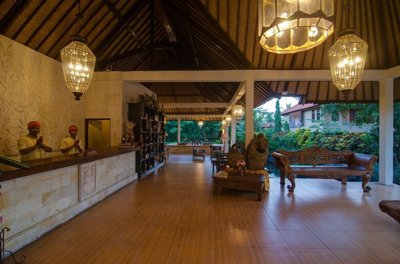 Green Field Hotel And Restaurant