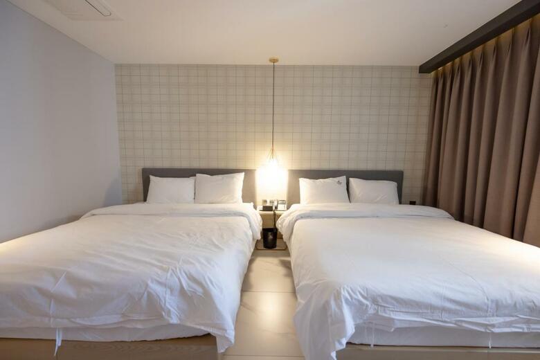 Hound Hotel Seomyeon-beomcheon