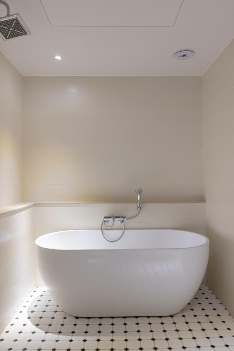 Hound Hotel Seomyeon-beomcheon