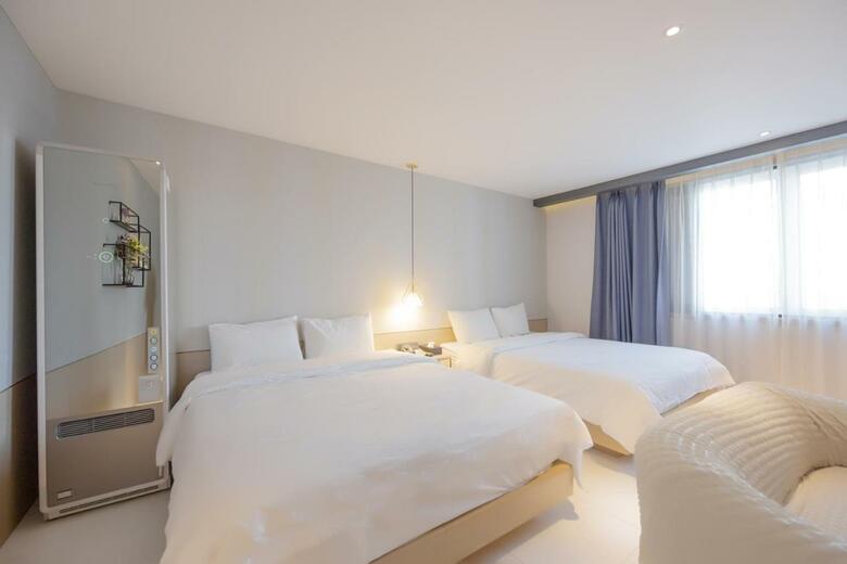 Hound Hotel Seomyeon-beomcheon