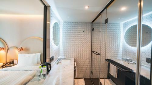 Lavalse Hotel