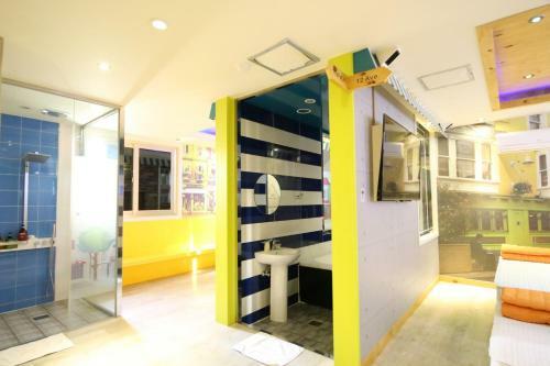 Dongrae Vov Hotel