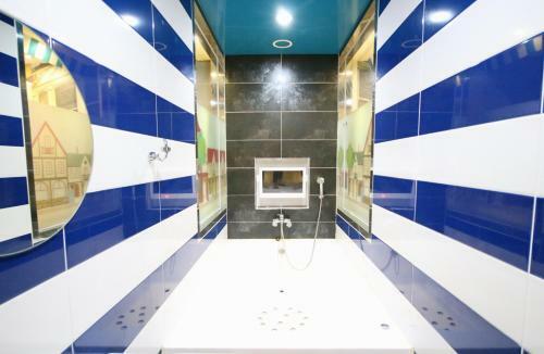 Dongrae Vov Hotel
