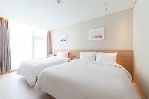 Ocean 2 Heaven Hotel
