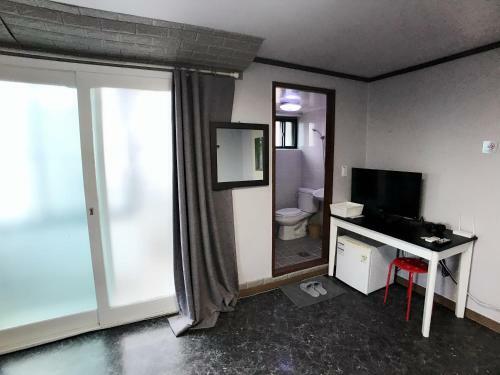 Hostal 1012 House Namsan