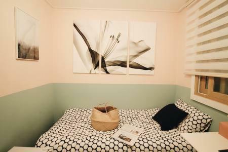 Hostal Mw House