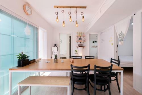Hostal Zibro Y