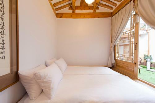 Hostal Supia Guesthouse