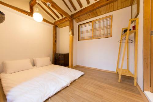 Hostal Supia Guesthouse