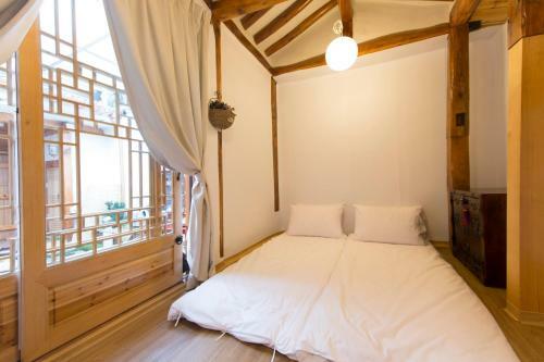 Hostal Supia Guesthouse