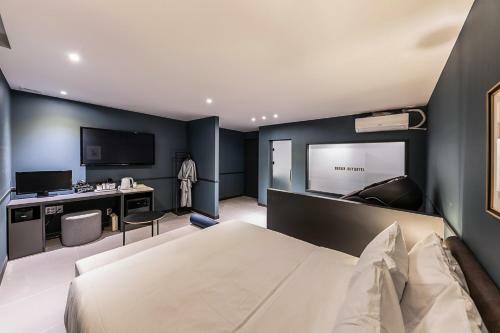 Brown Dot Hotel Seong Seo