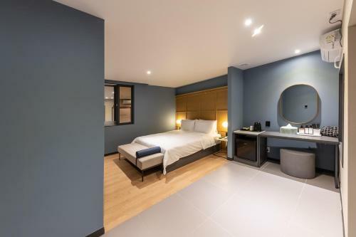 Brown Dot Hotel Seong Seo