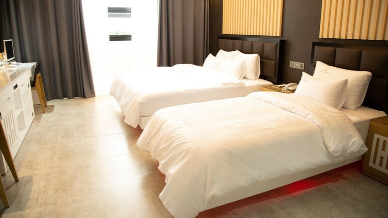 Hotel Elysia
