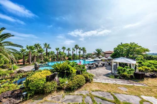 Hotel Palm Valley Resort