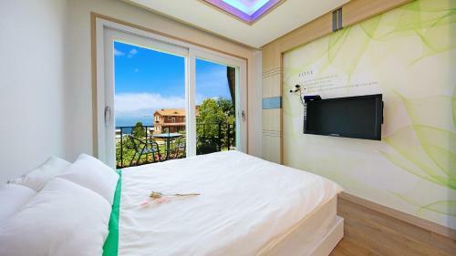 Yeosu Skypurple Pension