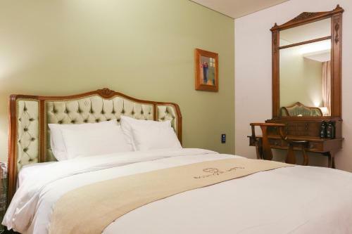 Hotel Gallery