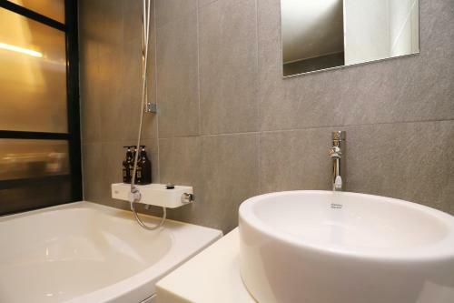 Siheung Unique Hotel 28