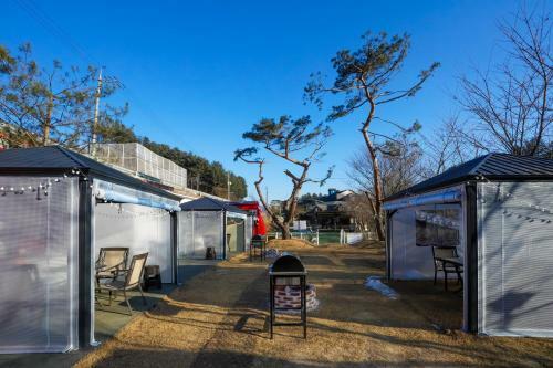 Gapyeong Mona Camping Park Caravan