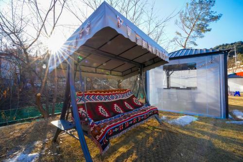 Gapyeong Mona Camping Park Caravan