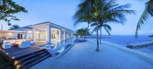 Villa Point Of View