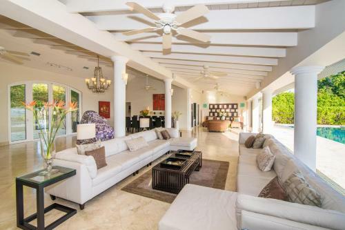 Villa Mora By Grand Cayman Villas