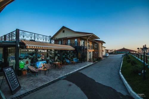 Agroturismo Chamberlain Country Club Hostel