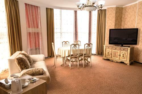Hotel Golden Palace
