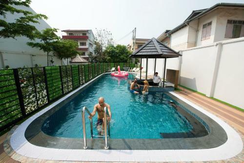 Urbanite Hotel