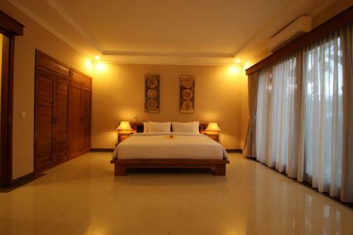 Villa Wates Sari