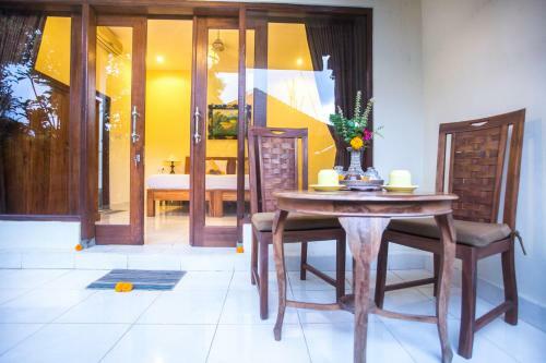 Hostal Gusti Kaler House