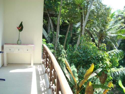 Labak River Hotel