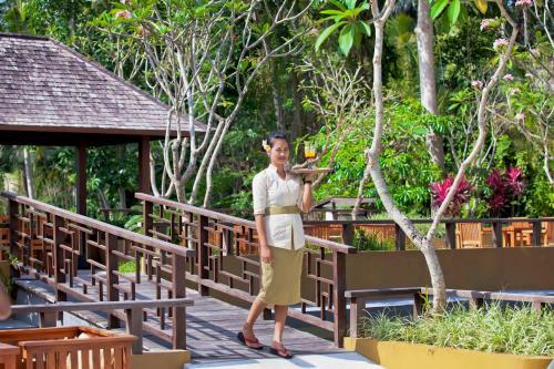 Labak River Hotel