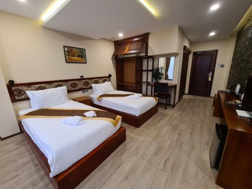 Lisha Grand Hotel