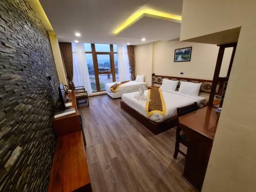 Lisha Grand Hotel