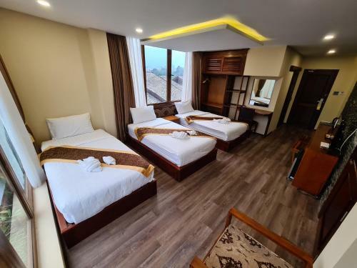 Lisha Grand Hotel