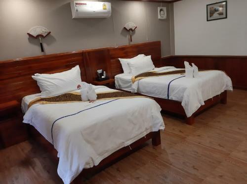 Lisha Grand Hotel