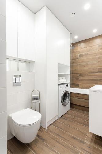 Cosy White Scandinavian Apartment By Houseys