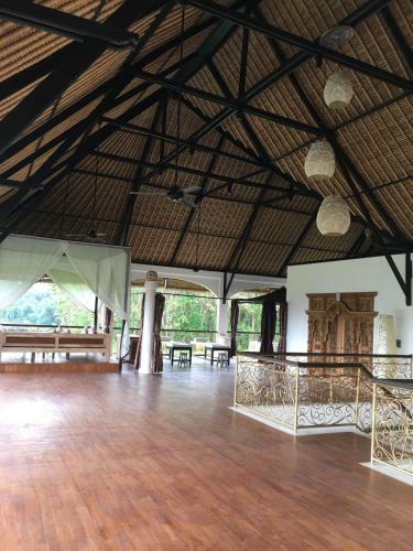 Hostal Frangipani Villas