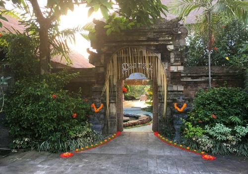 Hostal Frangipani Villas