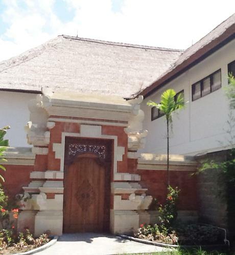 Hostal Frangipani Villas