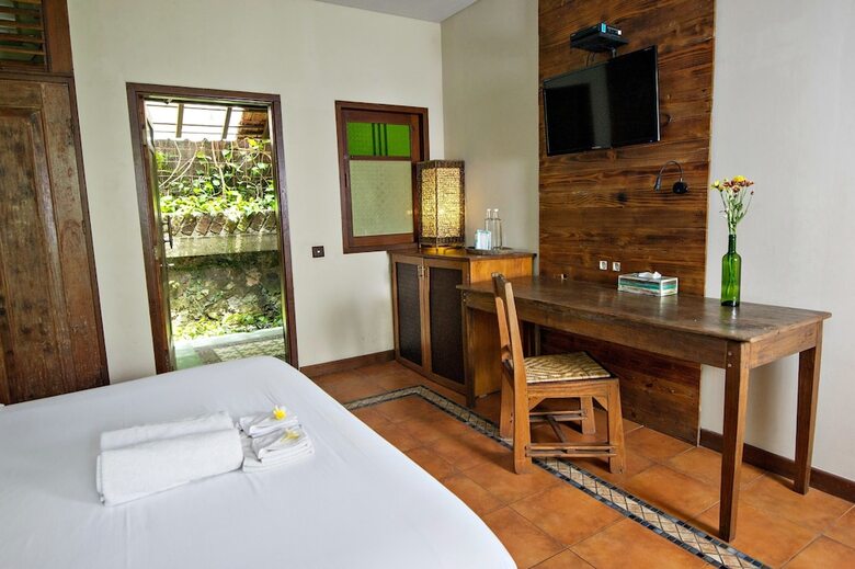 Hostal Omah Apik
