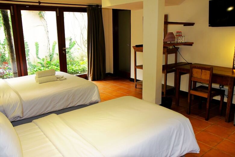 Hostal Omah Apik