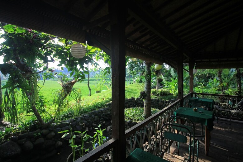 Hostal Omah Apik