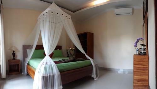 Hostal Villa Bungsil Gading